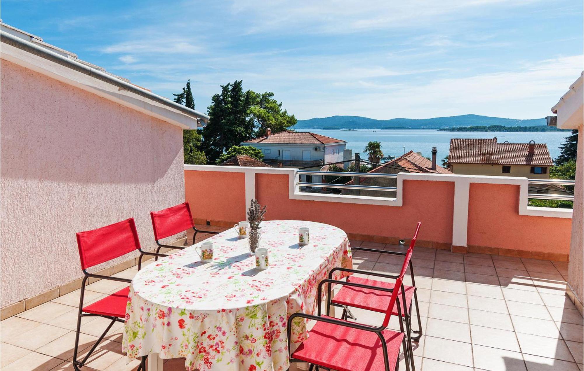 Stunning Apartment In Sv,Filip I Jakov Sveti Filip i Jakov Esterno foto